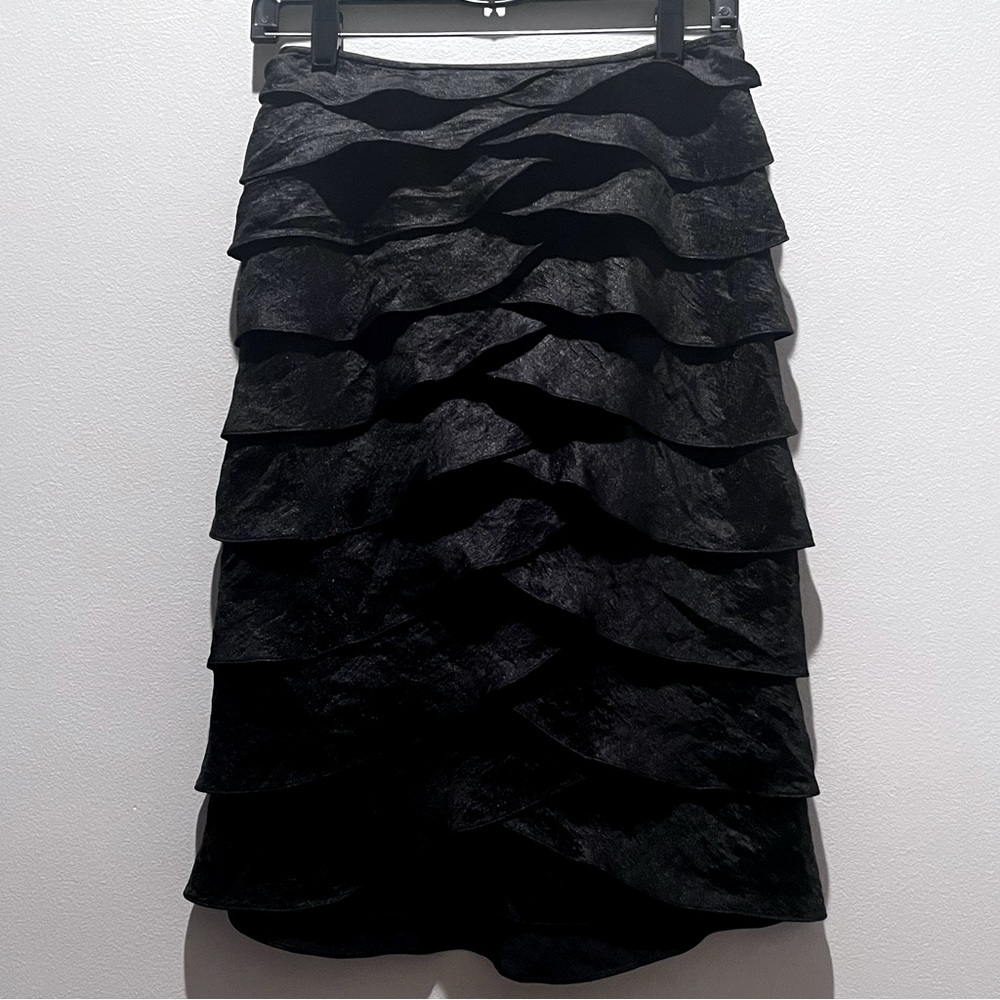 Adrianna Papel Evening Essentials Black Metallic Tiered Skirt size 4